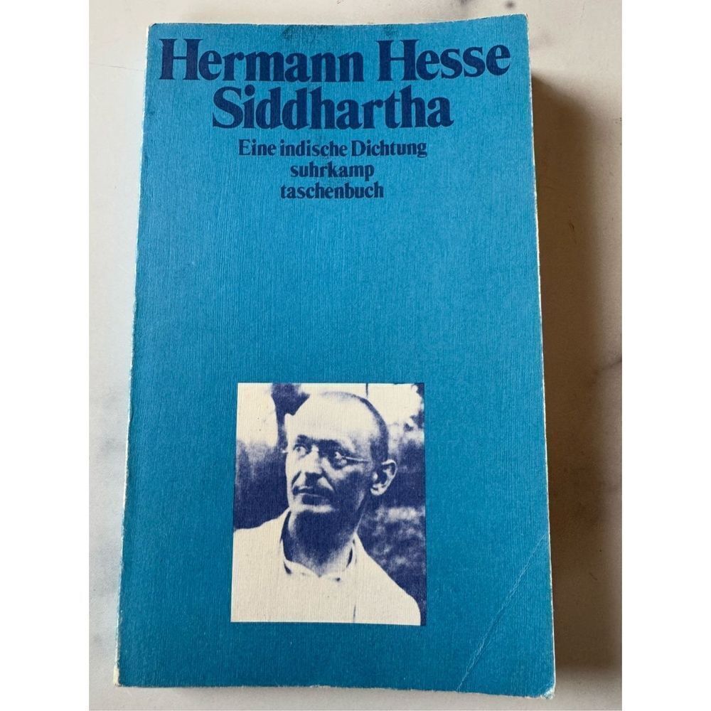 Hermann Hesse Siddhartha vintage book German Man’s journey for enlightenment
